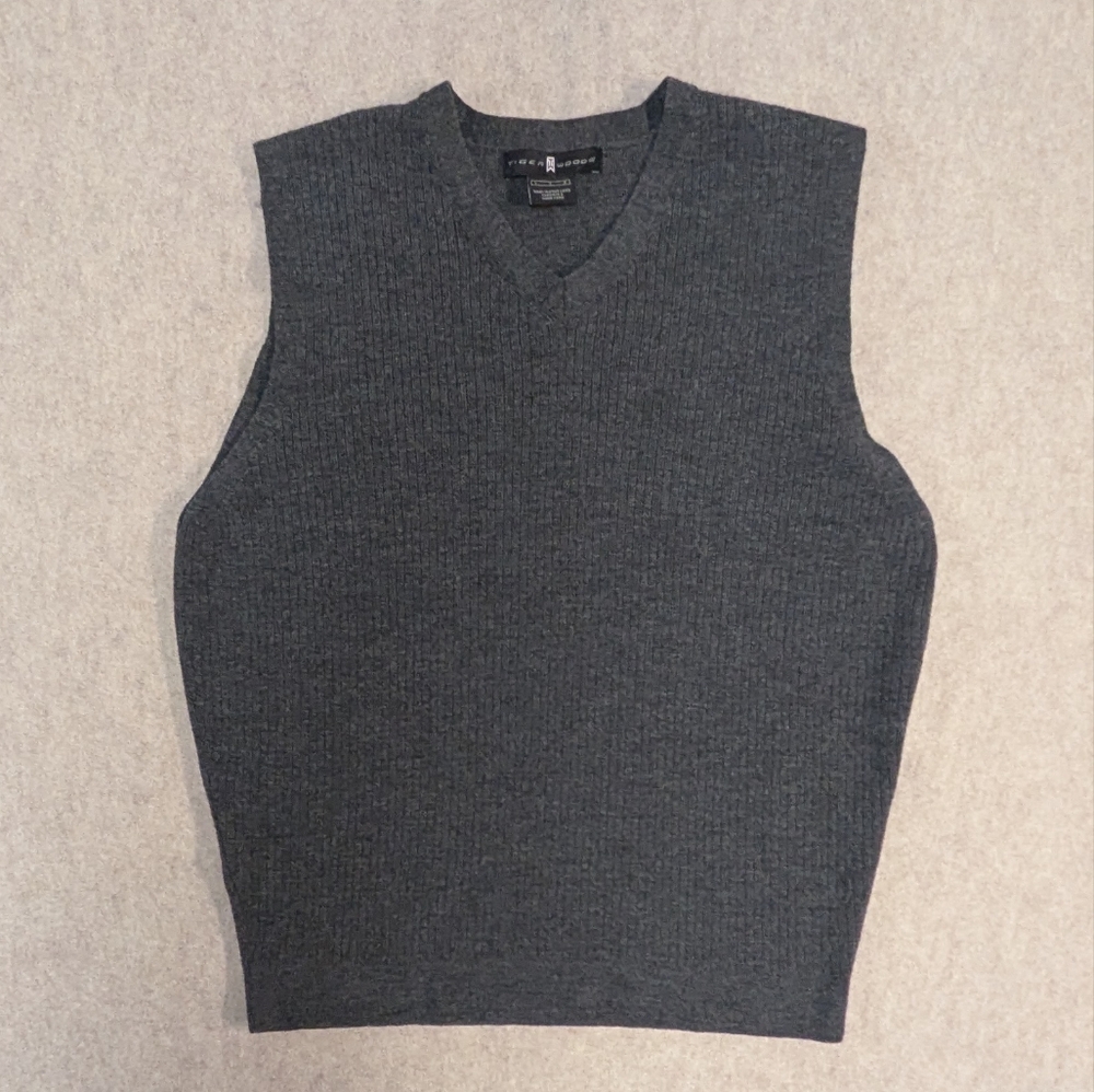 Merino Wool Tiger Woods Althetic Gray Golf Sweater Vest Men's Size Large